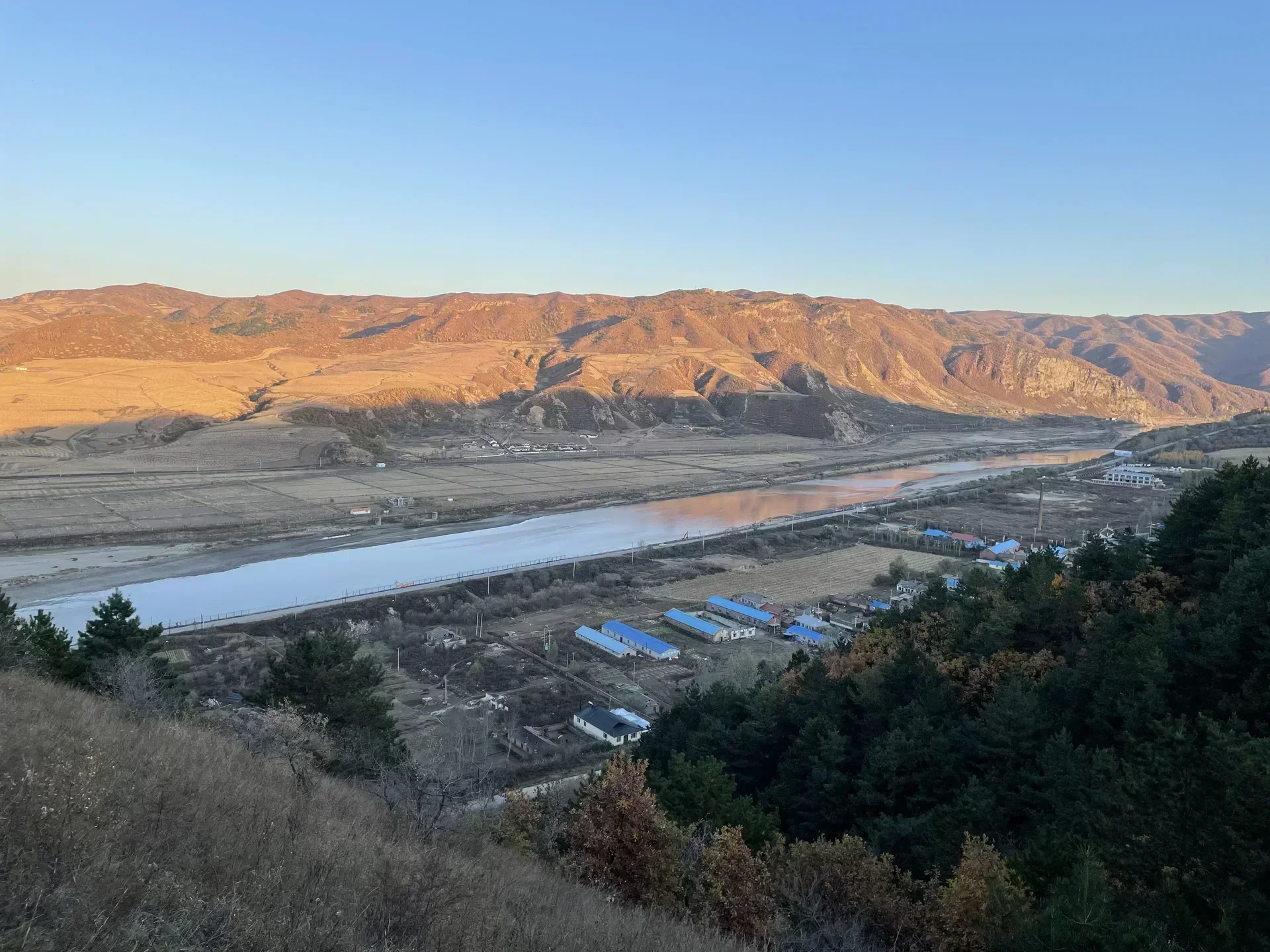 中朝交接 "图们江"